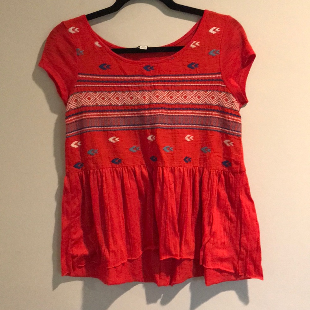 American Eagle red embroidered top